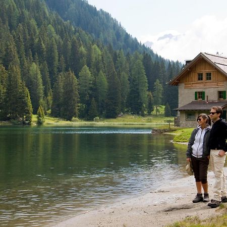 Rifugio Lago Nambino Madonna Dış mekan fotoğraf
