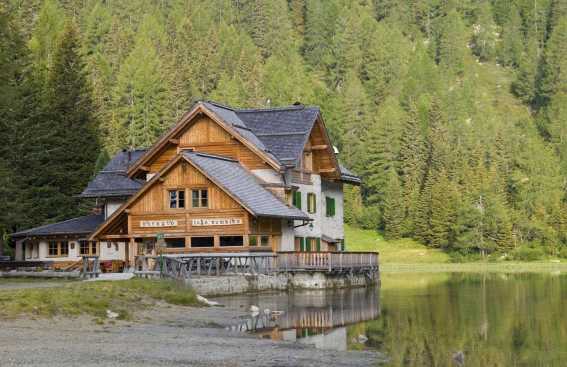Rifugio Lago Nambino Madonna Dış mekan fotoğraf