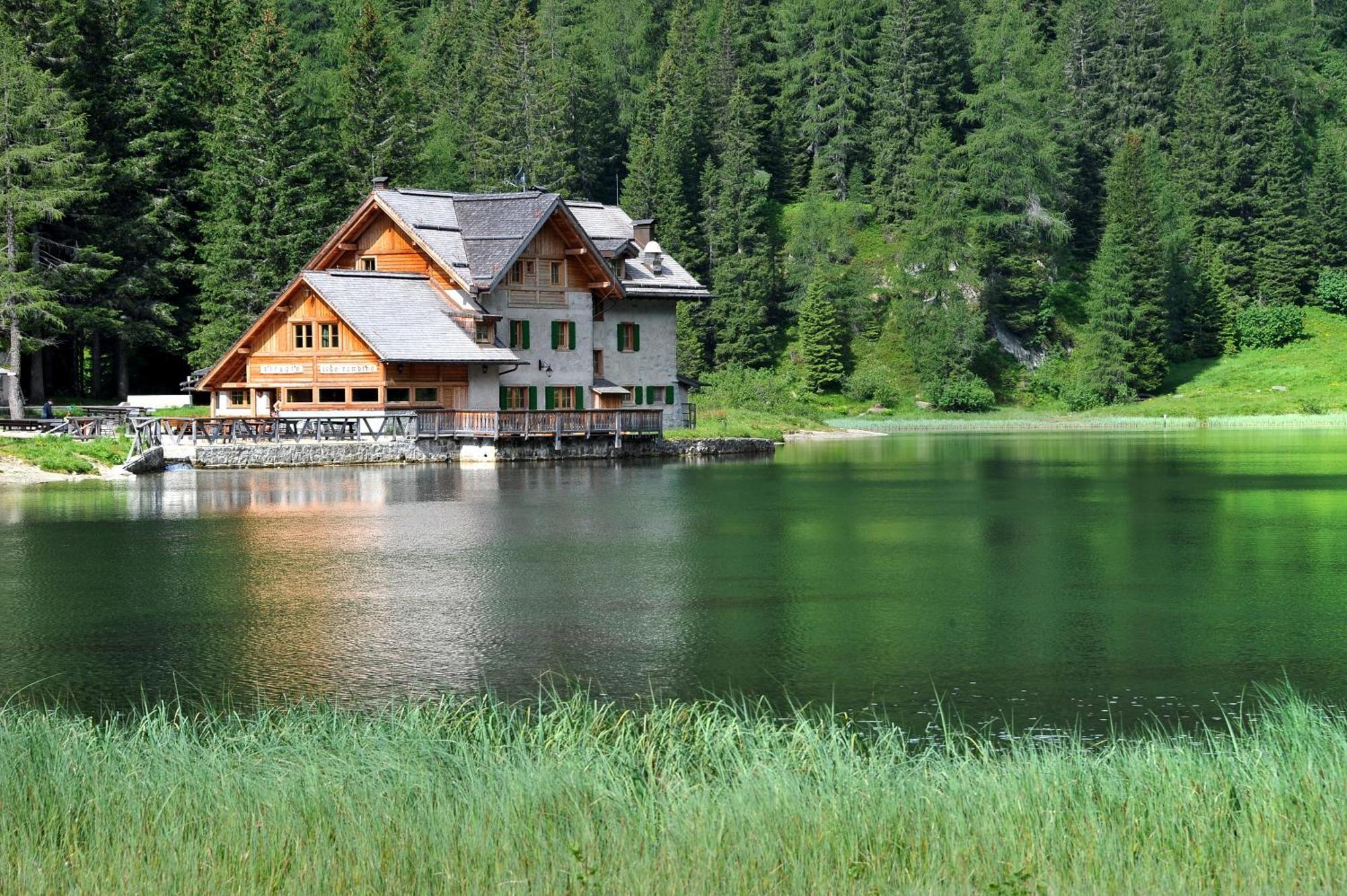 Rifugio Lago Nambino Madonna Dış mekan fotoğraf